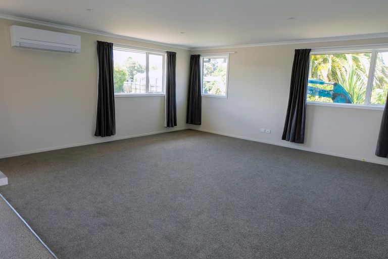 Photo of property in 11 Kingslea Street, Holmes Hill, Oamaru, 9401