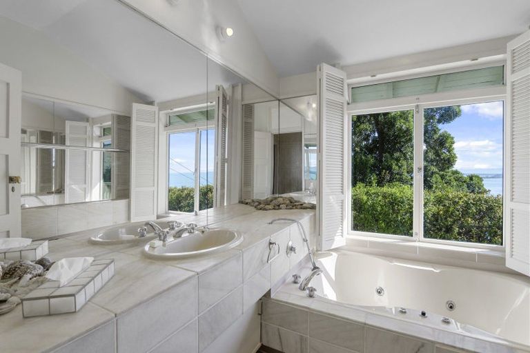 Photo of property in 3 Scarborough Road, Scarborough, Christchurch, 8081