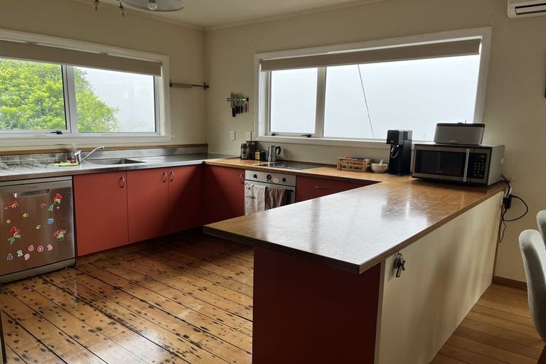 Photo of property in 12 Titiro Moana Road, Korokoro, Lower Hutt, 5012