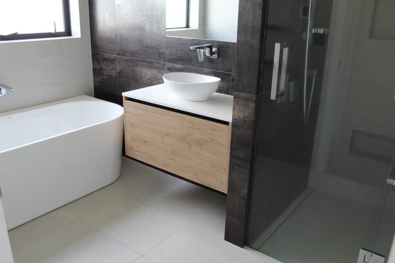 Photo of property in 10 Moemoea Place, Cambridge, 3434