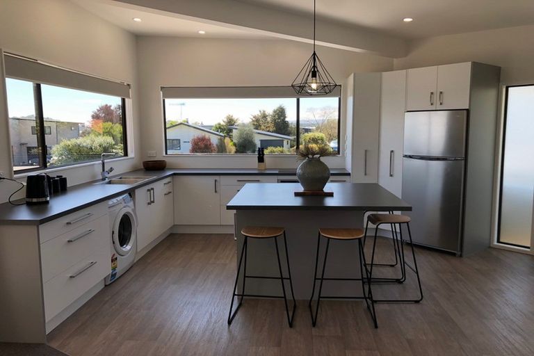 Photo of property in 3 Rowena Crescent, Motuoapa, 3382