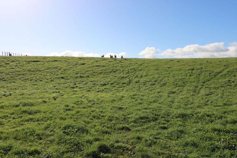 Photo of property in 671 Cornwall Road, East Taratahi, Carterton, 5887