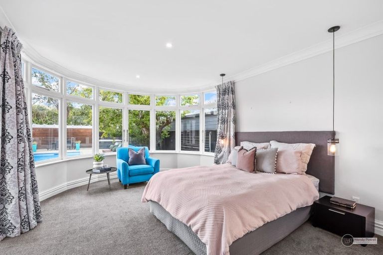 Photo of property in 4 Hautana Square, Woburn, Lower Hutt, 5010