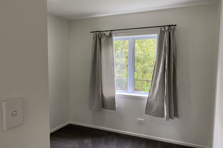 Photo of property in 13/30 John Jennings Drive, Oteha, Auckland, 0632