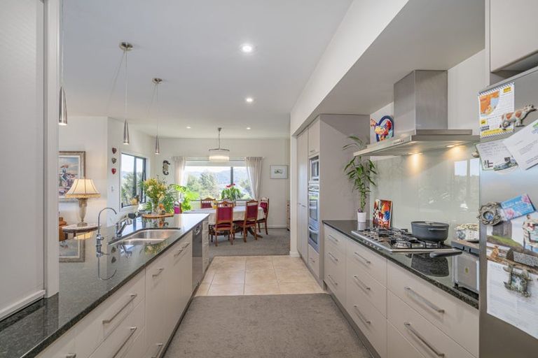 Photo of property in 69 Centennial Drive, Whitianga, 3510