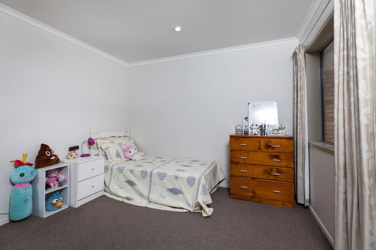 Photo of property in 16c Cyrus Street, Whalers Gate, New Plymouth, 4310