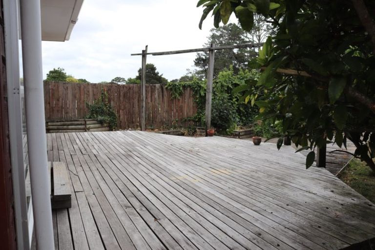 Photo of property in 70 Millbrook Road, Henderson, Auckland, 0612