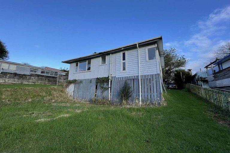 Photo of property in 13 Cresta Avenue, Beach Haven, Auckland, 0626