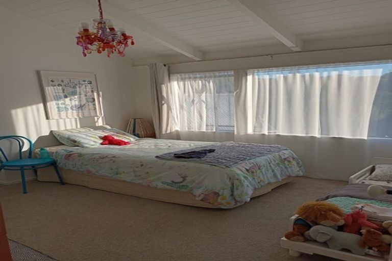 Photo of property in 2/37 Alexander Avenue, Torbay, Auckland, 0630