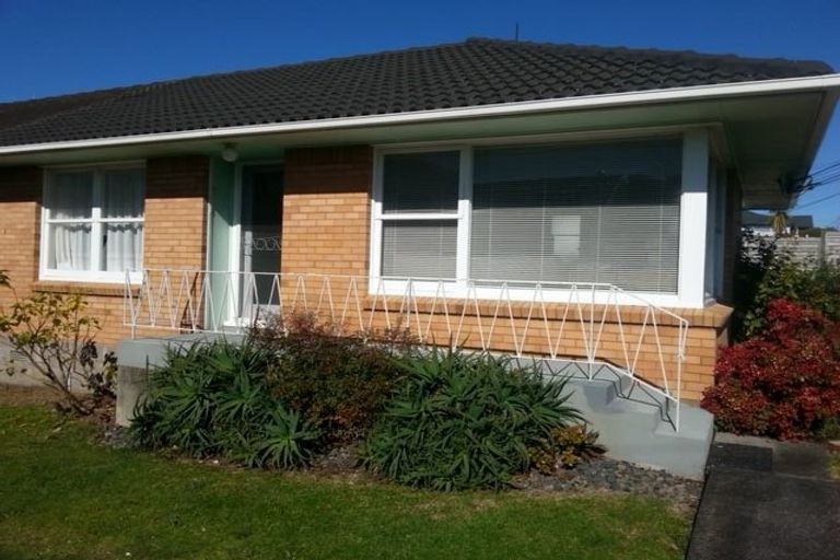 Photo of property in 1/70 Nile Road, Milford, Auckland, 0620