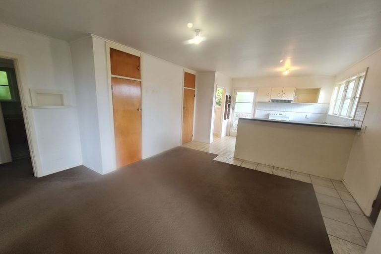 Photo of property in 28 Arapiko Street, Johnsonville, Wellington, 6037