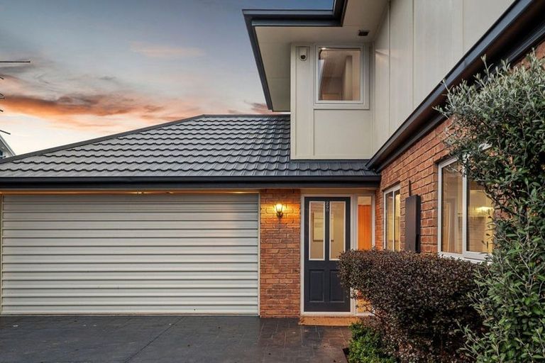 Photo of property in 29b Division Street, Riccarton, Christchurch, 8041