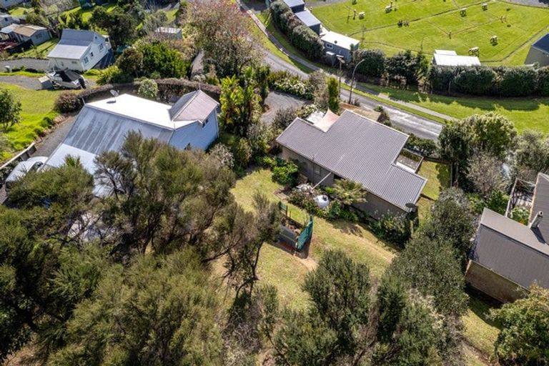 Photo of property in 5 Long Beach Road, Russell, 0202