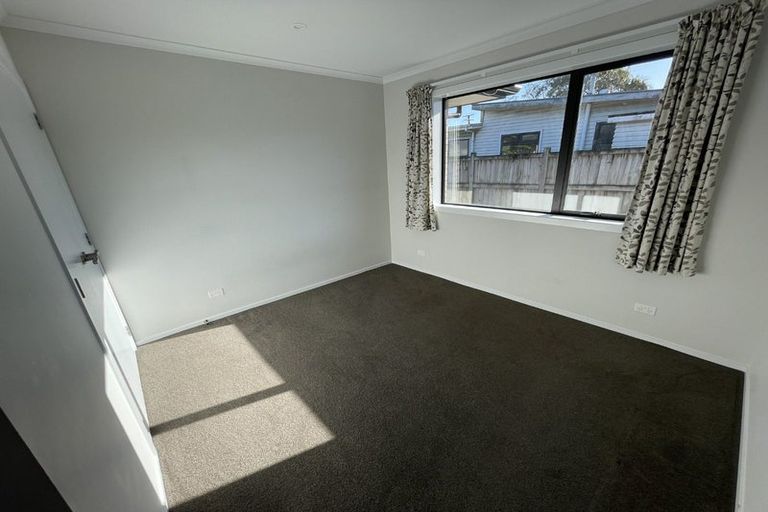 Photo of property in 165a Stokes Valley Road, Stokes Valley, Lower Hutt, 5019