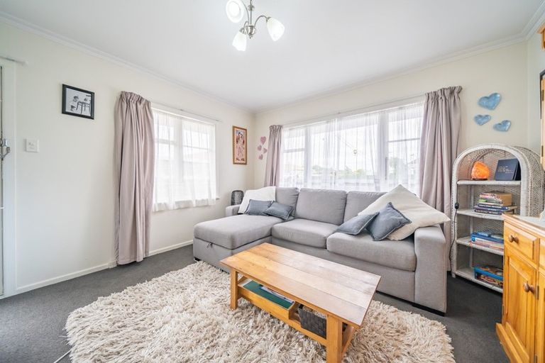 Photo of property in 8b Exchange Street, Ebdentown, Upper Hutt, 5018