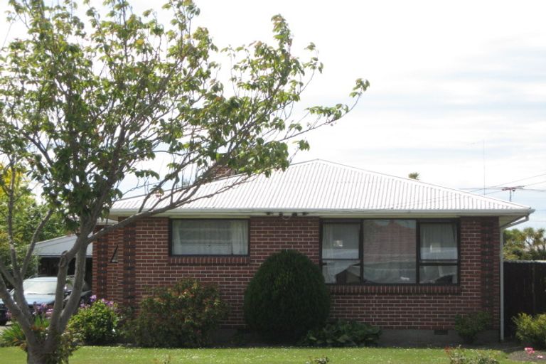 Photo of property in 79 Daniels Road, Redwood, Christchurch, 8051