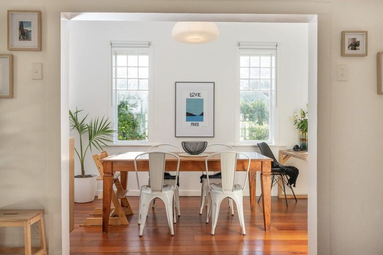 Photo of property in 25 Beach Road, Paekakariki, 5034