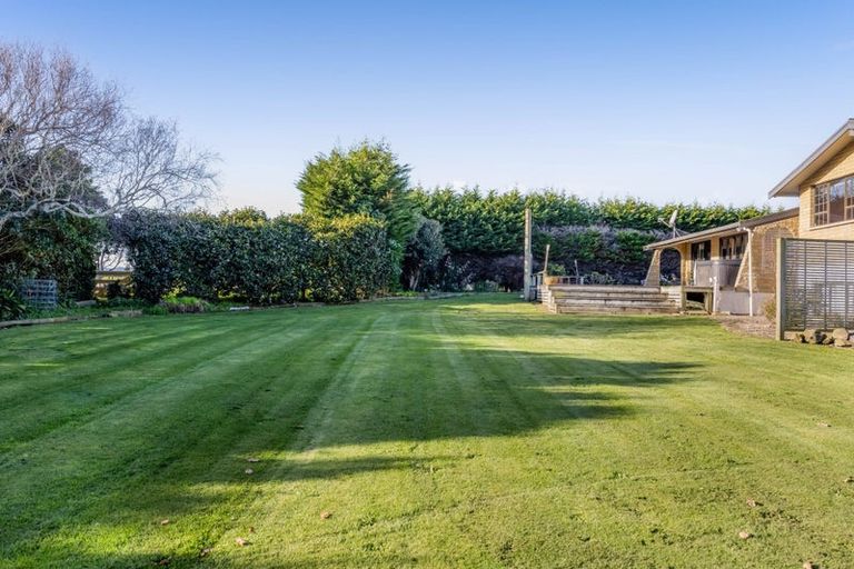 Photo of property in 8 Muggeridge Road, Manutahi, Patea, 4598