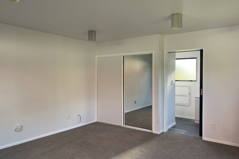 Photo of property in 10 Radbrook Street, Avonhead, Christchurch, 8042