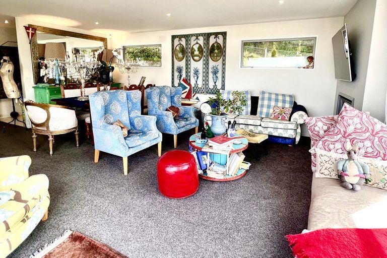 Photo of property in 1 Simeon Quay, Lyttelton, 8082
