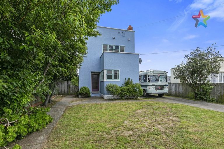 Photo of property in 73 Adelaide Street, Petone, Lower Hutt, 5012