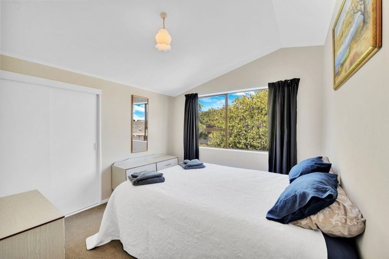 Photo of property in 10 Porritt Place, Stoke, Nelson, 7011