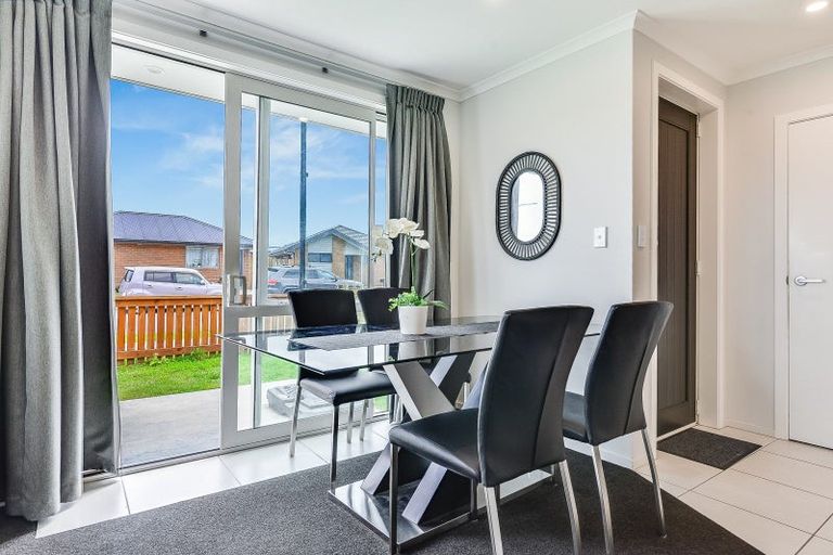 Photo of property in 43 Benjamin Avenue, Rototuna North, Hamilton, 3210