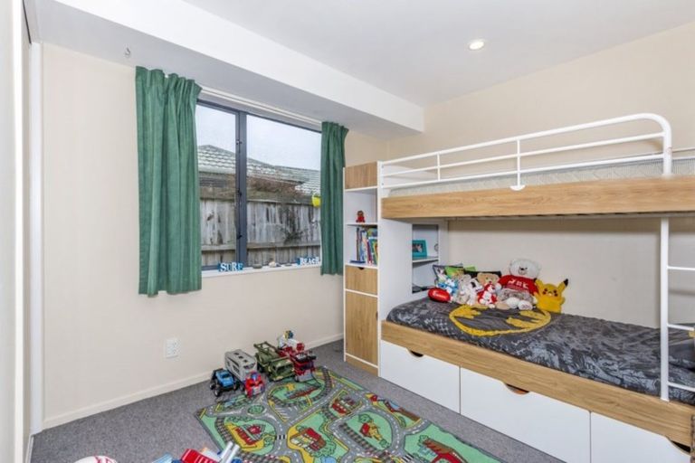 Photo of property in 25 Seascape Gardens, Bromley, Christchurch, 8062