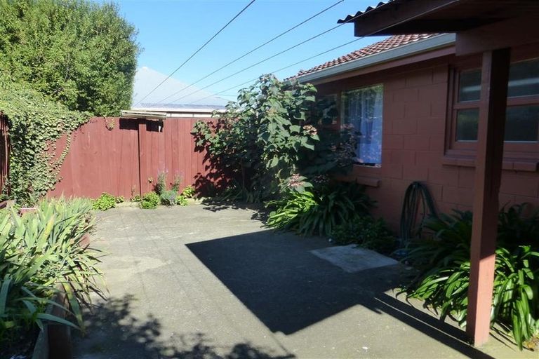Photo of property in 2/8 Stanmore Road, Phillipstown, Christchurch, 8011