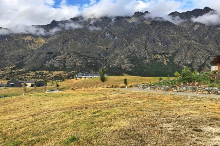 Photo of property in 11a Double Cone Road, Jacks Point, Queenstown, 9371