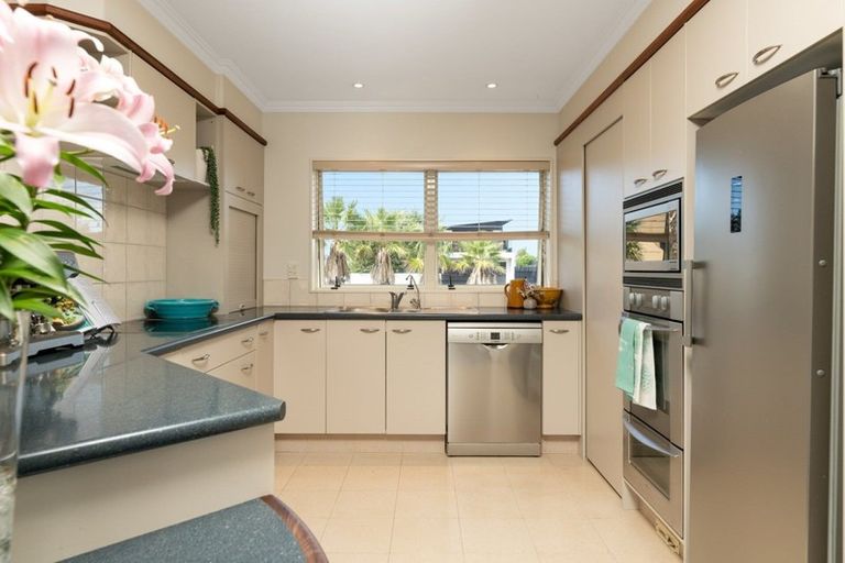 Photo of property in 4 Bermuda Drive, Papamoa Beach, Papamoa, 3118