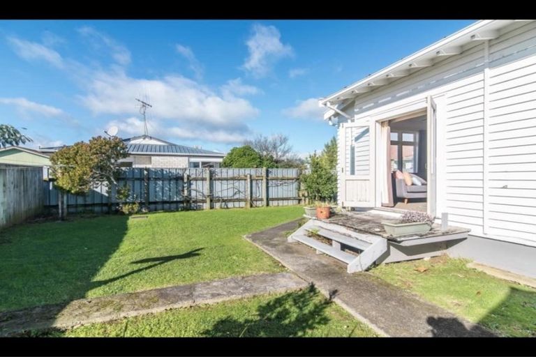 Photo of property in 58b Salisbury Street, Levin, 5510