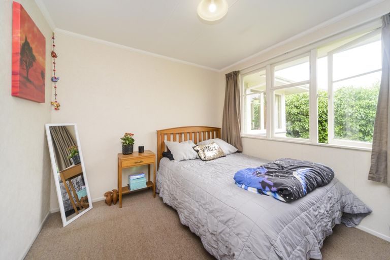 Photo of property in 128 Limbrick Street, Terrace End, Palmerston North, 4410