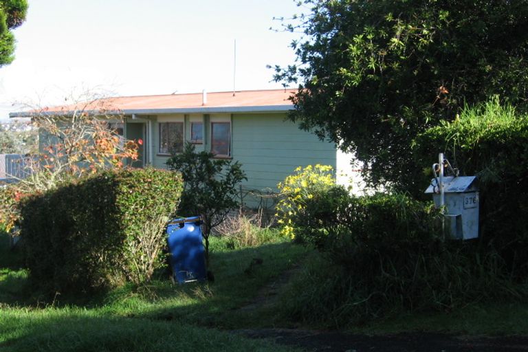 Photo of property in 376 East Coast Road, Sunnynook, Auckland, 0630