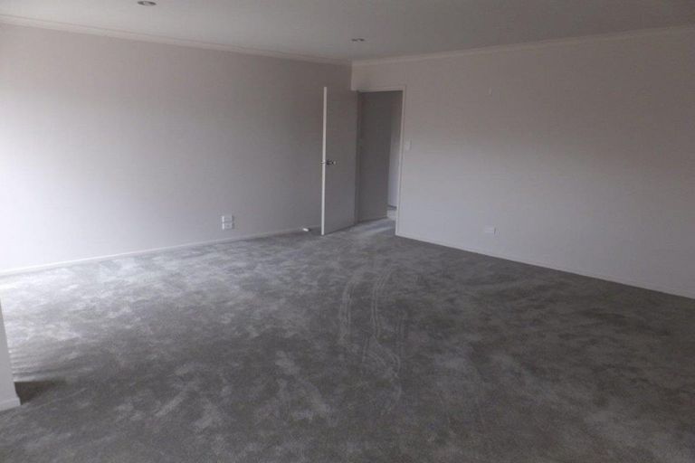 Photo of property in 20 Shrule Place, Huntington, Hamilton, 3210