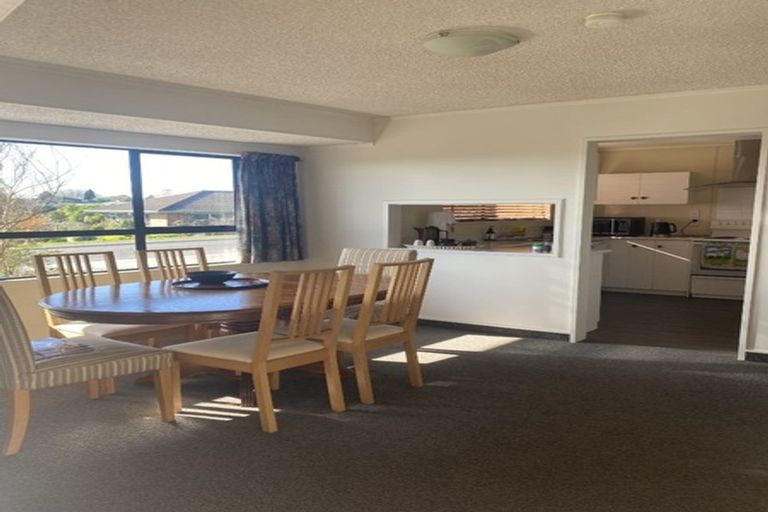 Photo of property in 1/34 Busby Hill, Havelock North, 4130