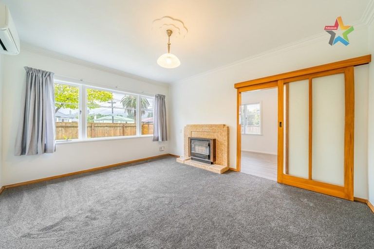 Photo of property in 15c Burden Avenue, Wainuiomata, Lower Hutt, 5014