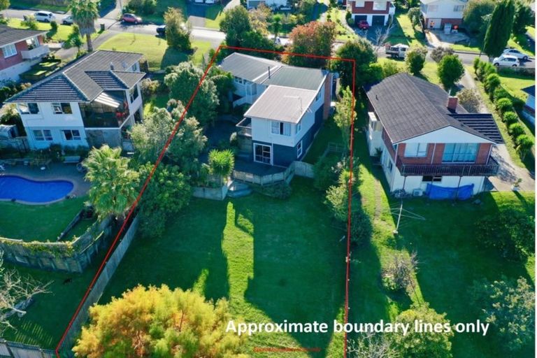 Photo of property in 20 Chequers Avenue, Glenfield, Auckland, 0629