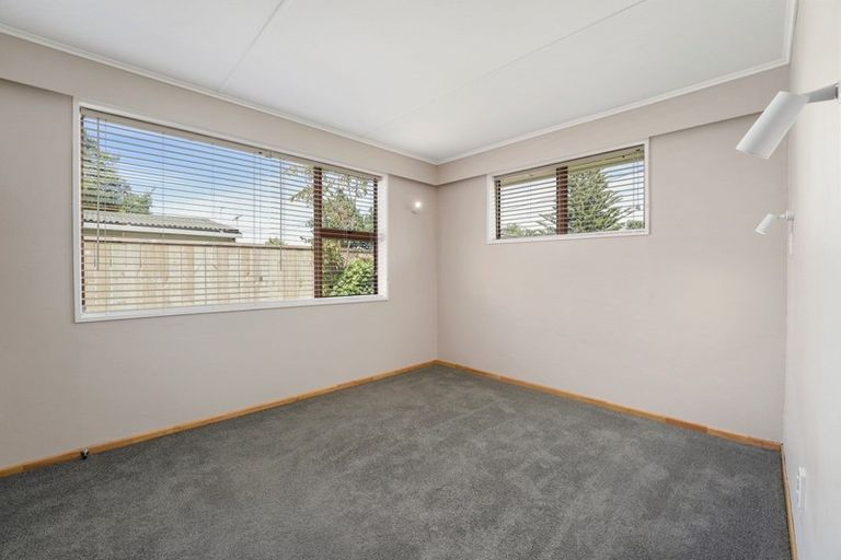 Photo of property in 2 Anzac Road, Otaki, 5512