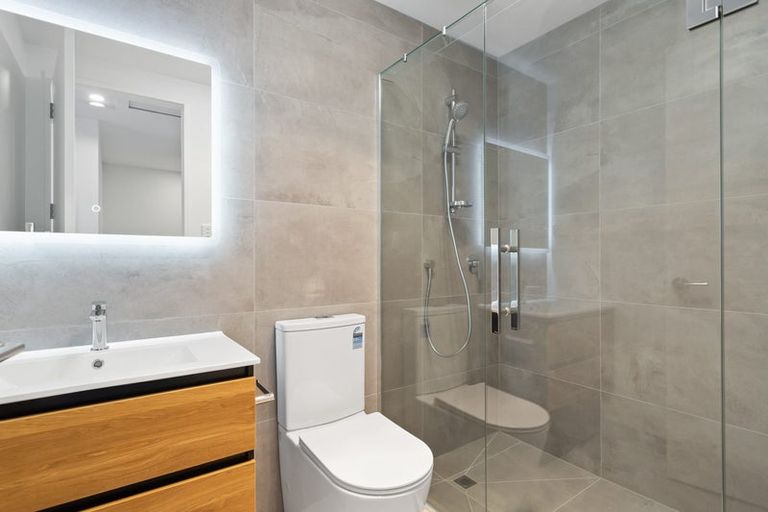 Photo of property in 6 Milenio Crescent, Windsor Park, 0632