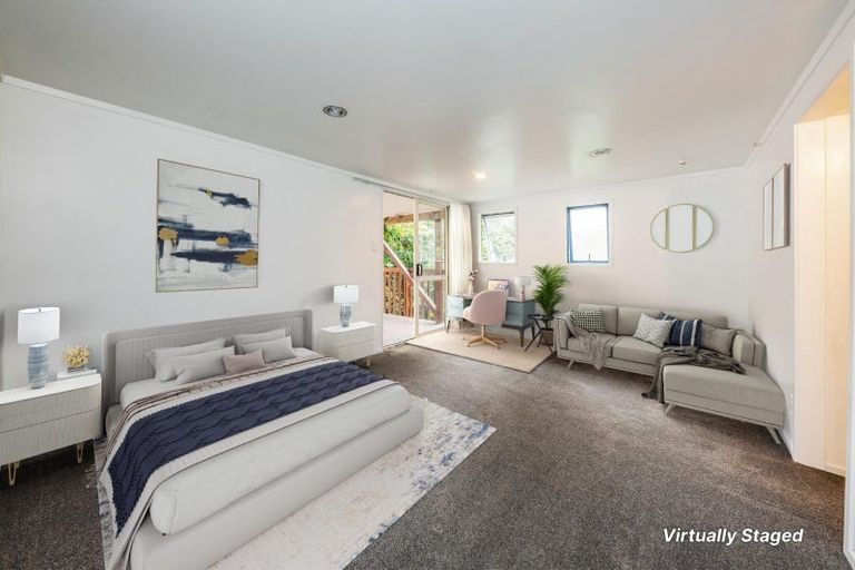 Photo of property in 2/21 Contessa Drive, Glenfield, Auckland, 0629