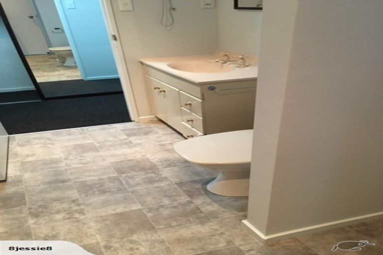 Photo of property in 33f Peverel Street, Riccarton, Christchurch, 8011