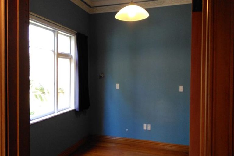 Photo of property in 7 Grove Road, Addington, Christchurch, 8024