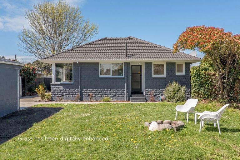 Photo of property in 19 Eglinton Street, Avondale, Christchurch, 8061