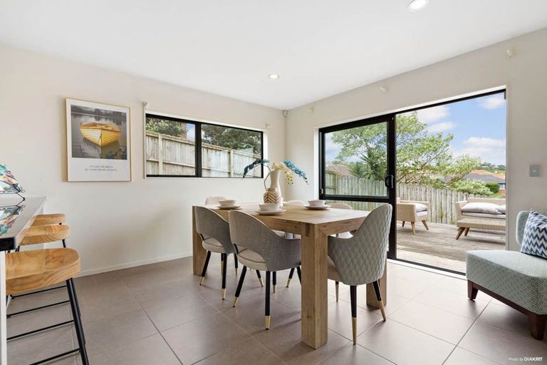 Photo of property in 69 Kirikiri Drive, Papakura, 2110