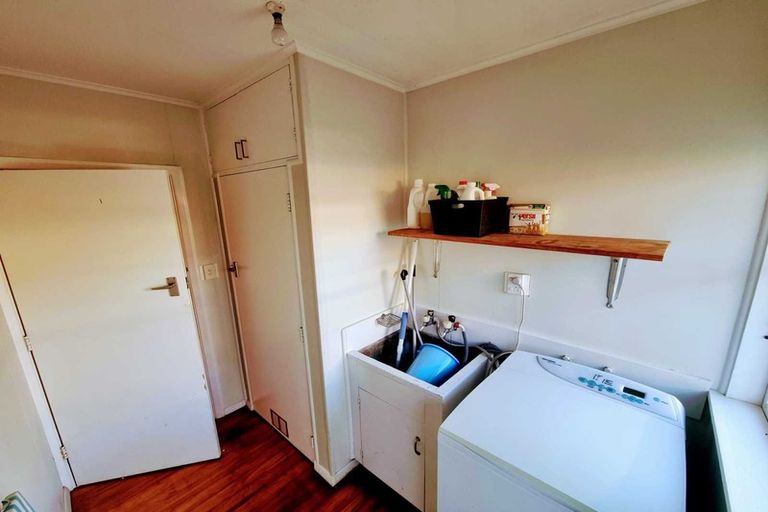 Photo of property in 9 Parakai Street, Paraparaumu, 5032