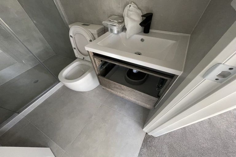 Photo of property in 12a Sea Spray Drive, Bucklands Beach, Auckland, 2012