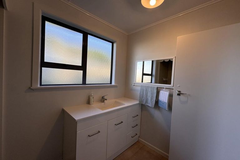 Photo of property in 30 Rua Avenue, Waitarere Beach, Levin, 5510