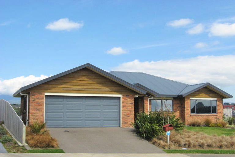 Photo of property in 10 Horizon Heights, Whalers Gate, New Plymouth, 4310