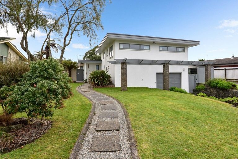 Photo of property in 37 Glen Lynne Avenue, Queenwood, Hamilton, 3210